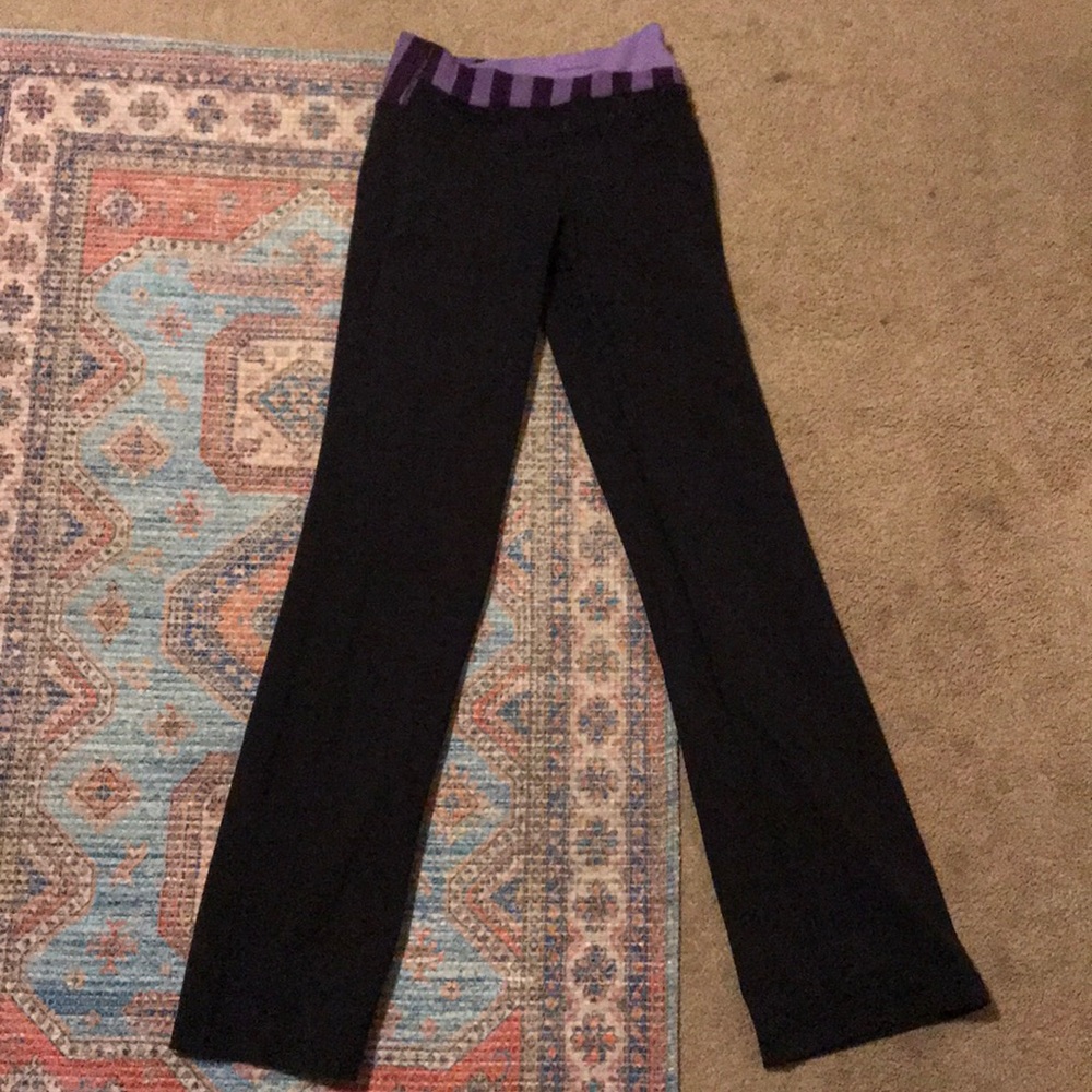 Lululemon yoga pants - size 0